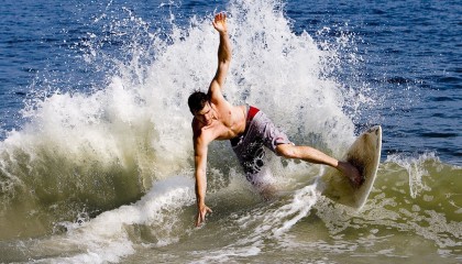 爱游戏体育-快船预计主力球员将缺席下一场比赛，球队备战困难，快船队消息